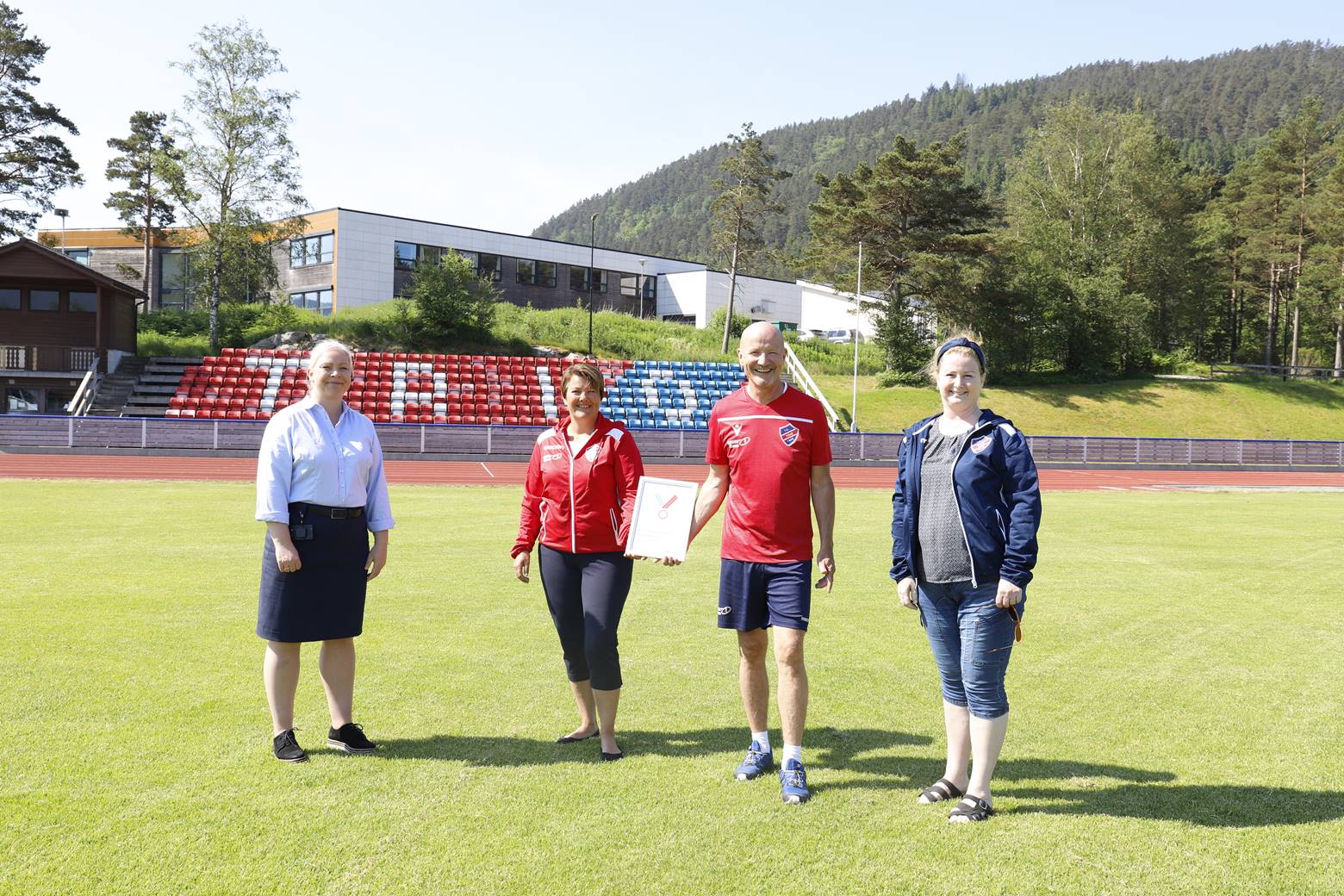 Viktig støtte frå Sparebanken Vest - I.L. Trio